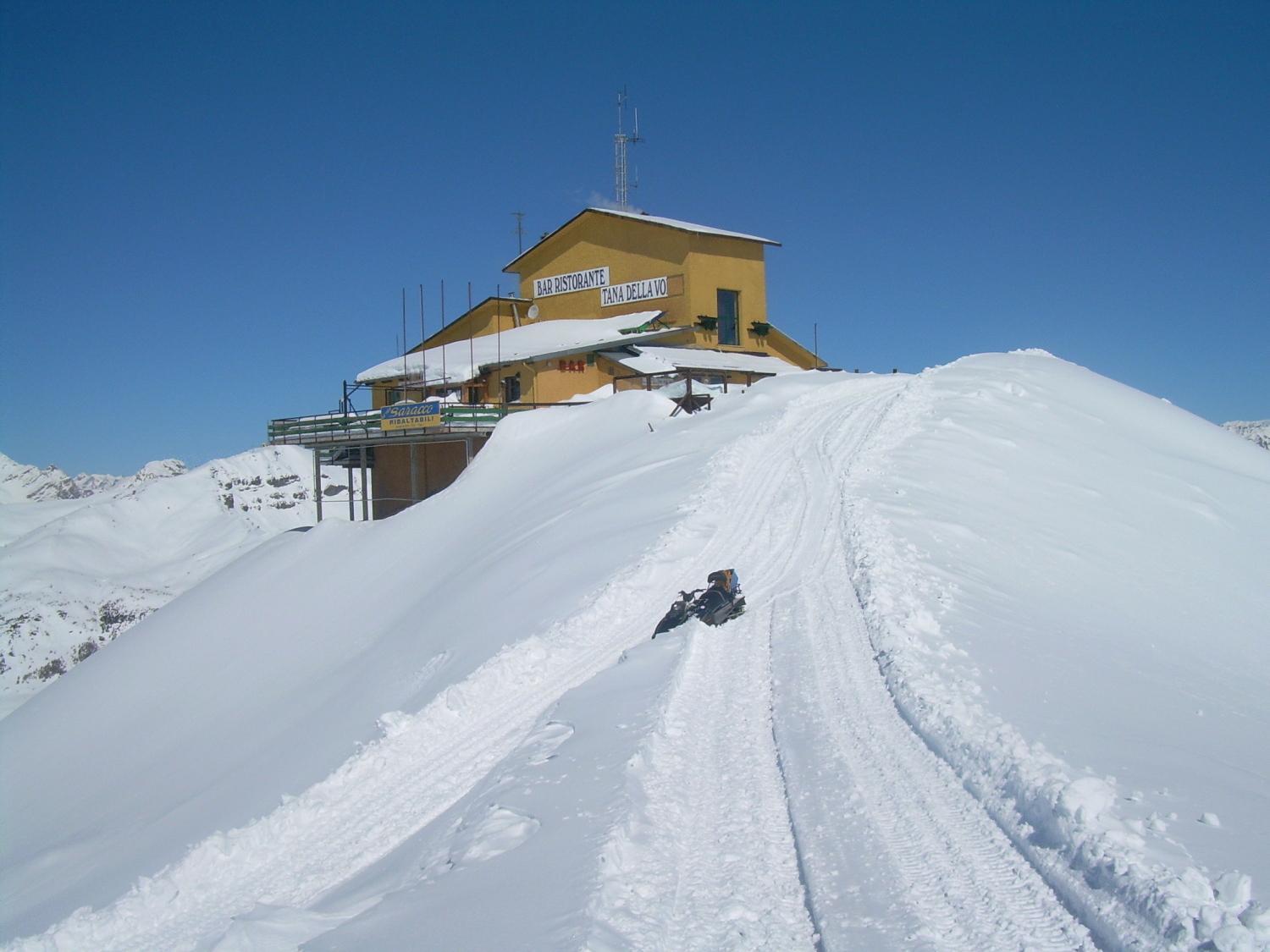 Tana Della Volpe Hotel Colle Colle Sestriere Exterior photo