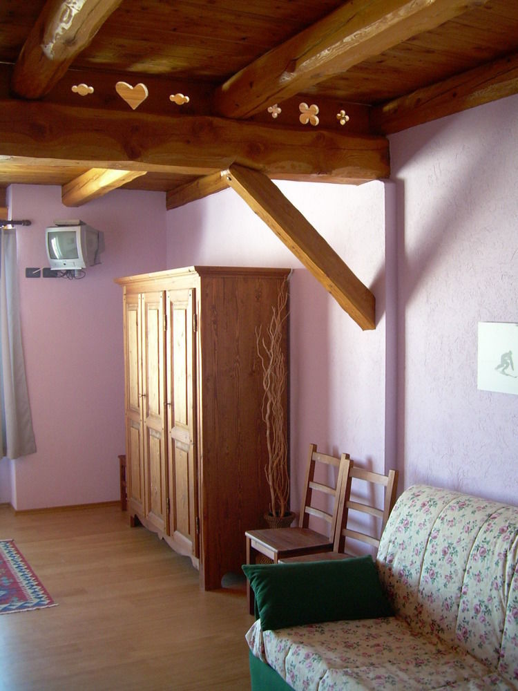 Tana Della Volpe Hotel Colle Colle Sestriere Exterior photo
